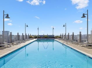 415 Church St APT 2512, Nashville, TN 37219