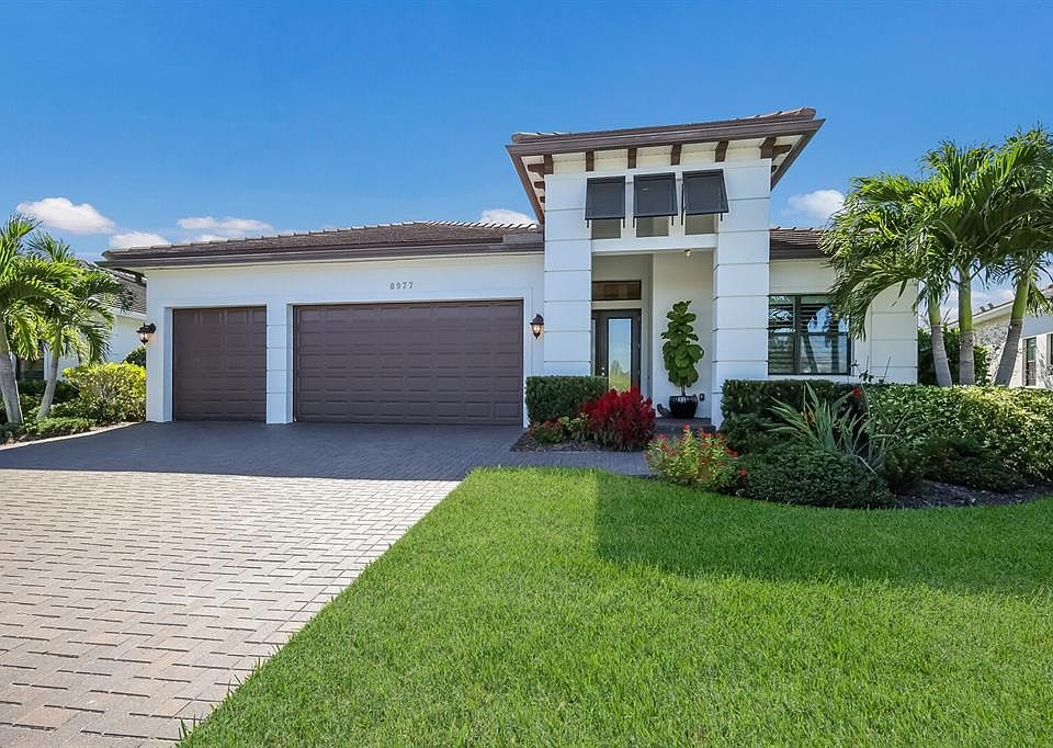 1st image of 8977 BERNINI PLACE