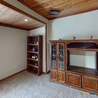 5th image of 501 Live Oak St