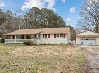 59 Woods Ln, Hampton, VA 23666