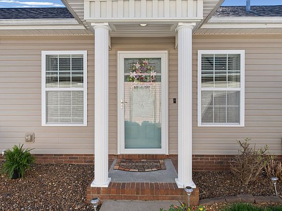 5th image of 321 N Abbey Way