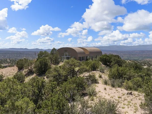 25 & 33 Calle Encanto, Santa Fe, NM 87506