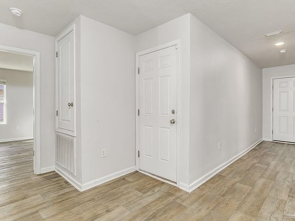 3rd image of 1783 Mary Jo Way