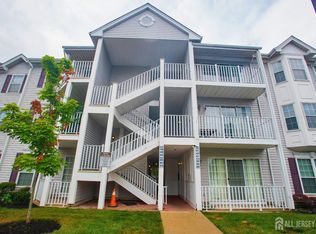 488 Witney Ct, North Brunswick, NJ 08902