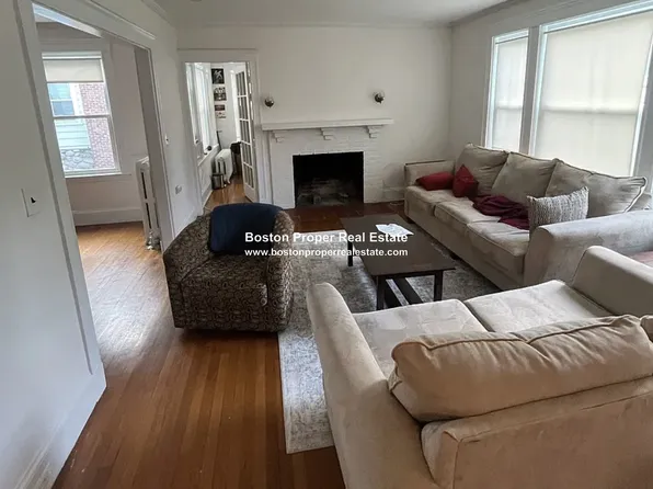 8-10 Hammondswood Rd, Newton, MA