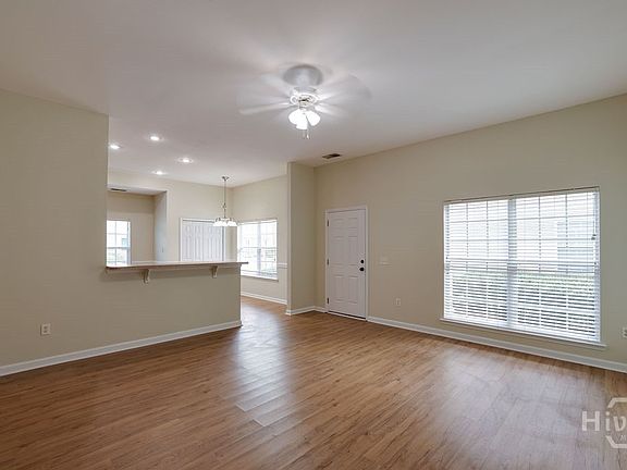 5th image of 36 Falkland Avenue