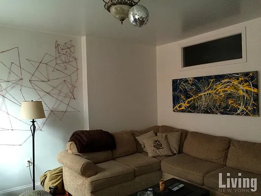 Rented by Living New York | media 10