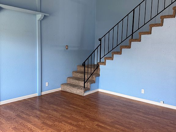 2nd image of 4408 Summerfield Dr