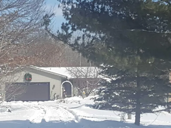 868 140th St, Amery, WI 54001