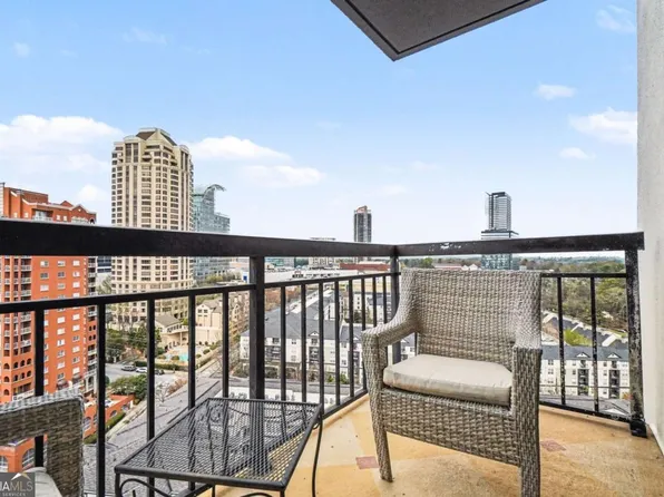 3481 Lakeside Dr NE APT 2207, Atlanta, GA 30326