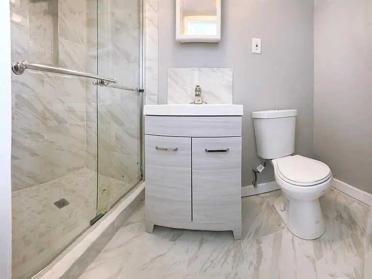 1402 Carroll St #2 — Photo 22
