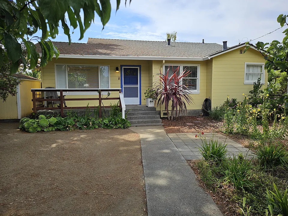 1485 Chanticleer Ave #1485