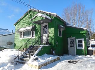 120 Messenger Ave, Oconto, WI 54153