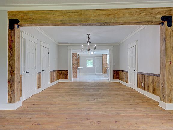3rd image of 2328 A Sherrod Rd