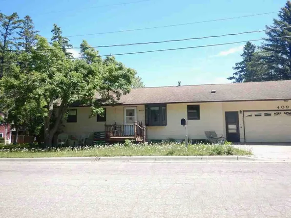 409 Alex Moore St, Sauk Centre, MN 56378