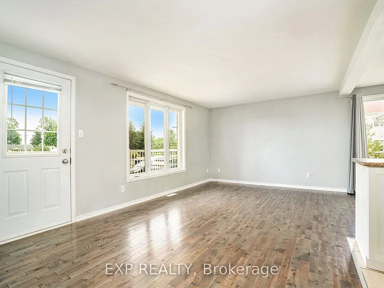 525 Russell Rd #1 — Photo 10