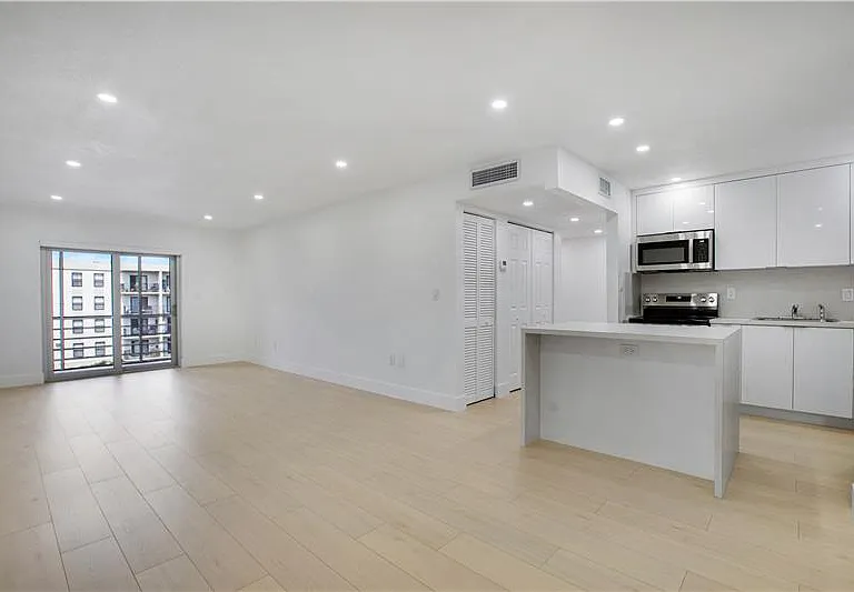 4670 W 13th Ln #411 — Photo 2