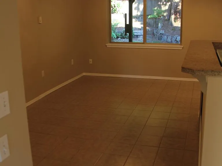 Ding Room