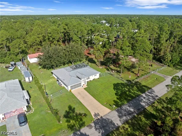 1111 Calvin Ave, Lehigh Acres, FL 33972
