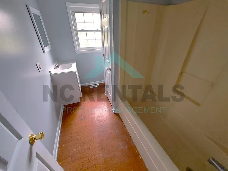 436 Barbara Jane Ave — Photo 9