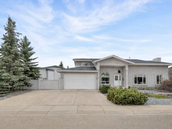 10 N Willow Springs Cres, Sylvan Lake, AB T4S 1G1