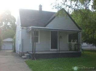 22500 Schroeder Ave, Eastpointe, MI 48021