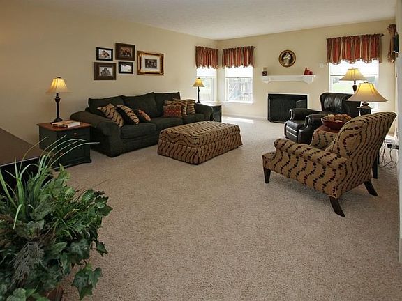 4th image of 13313 Lorenzo Blvd