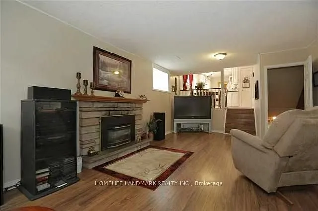 1256 Falgarwood Dr — Photo 6
