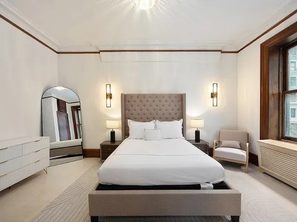 853 Seventh Avenue image 4 of 10