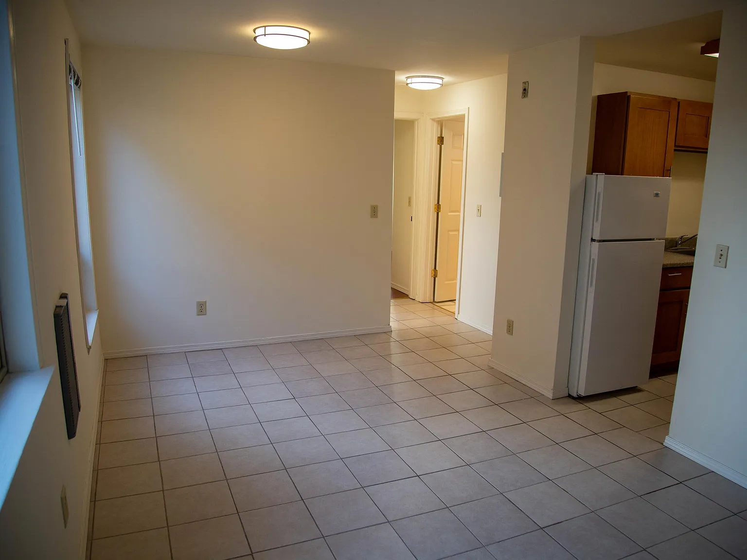 Pinetree Apartments LLC - 203 — Photo 4