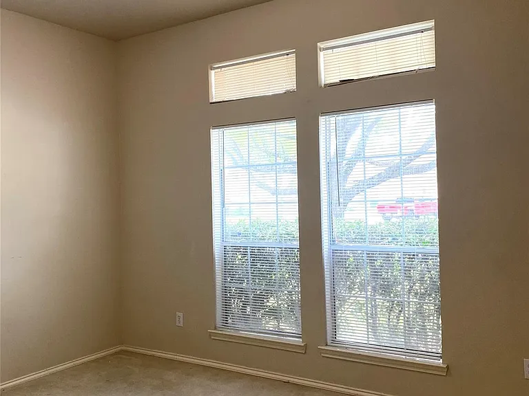2507 Atwood Glen Ln — Photo 14