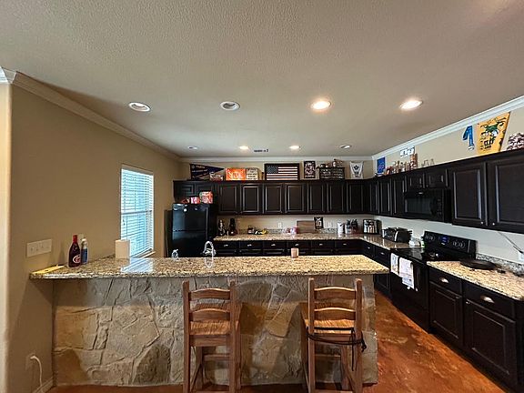 3rd image of 405 Baby Bear Dr #1