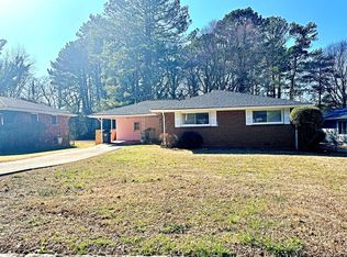 2257 Collins Dr, East Pt, GA 30344