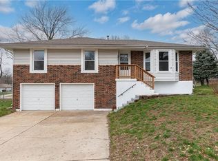 1460 N Inca Dr, Independence, MO 64056