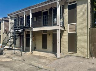 9413 Grannis St #B, Houston, TX 77075