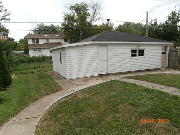 4th image of 512 N Bierman Ave