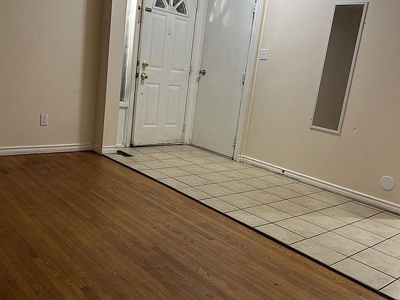 2nd image of 100 Sutherland Ave