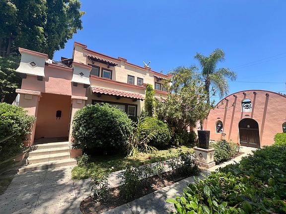 3rd image of 2023 Vista Del Mar St