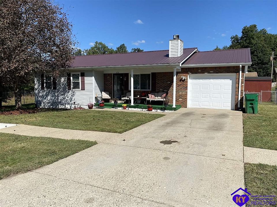 1st image of 878 Timberwood Dr