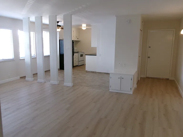 478 Mills Way #D — Photo 2