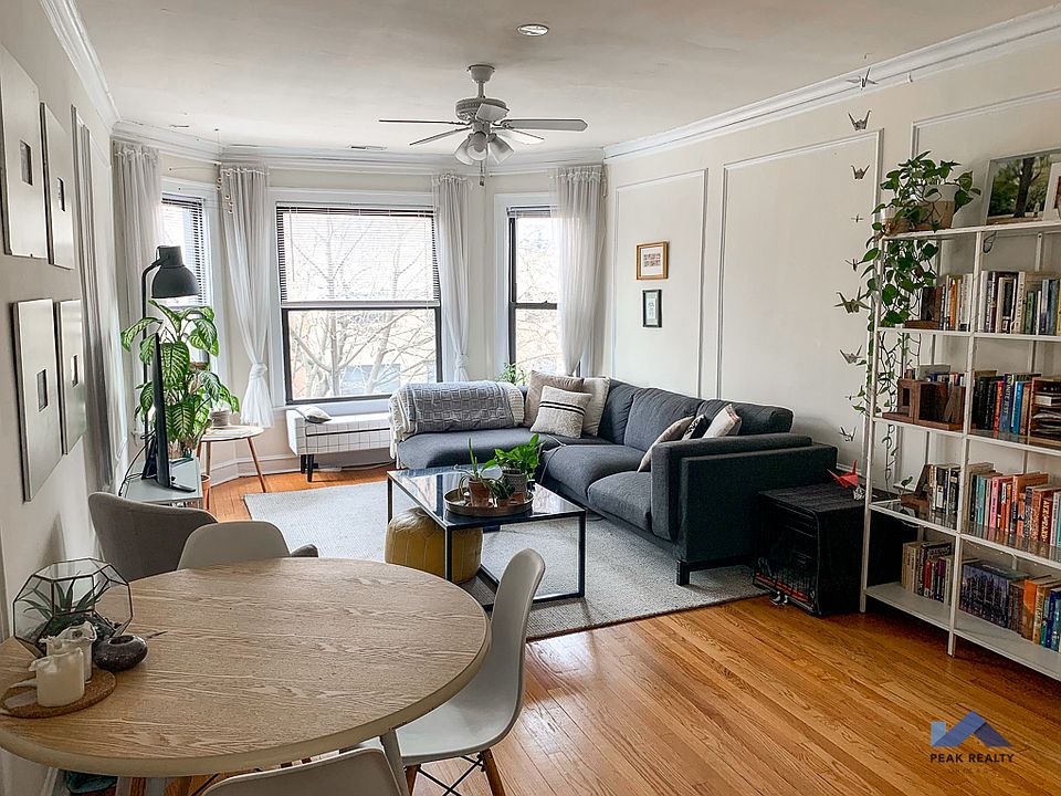 1st image of 2833 N Cambridge Ave APT 1D