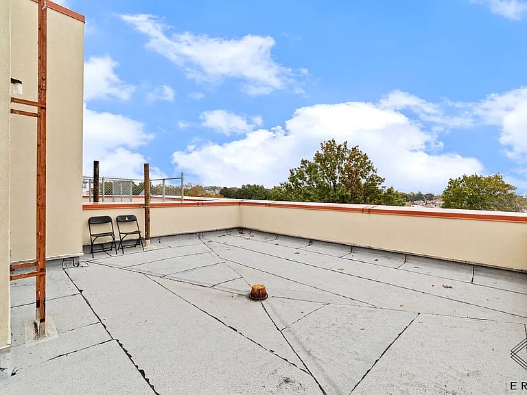 1248 New York Ave #2B — Photo 15