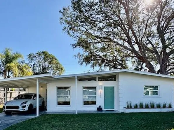 2946 Bay St, Sarasota, FL 34237