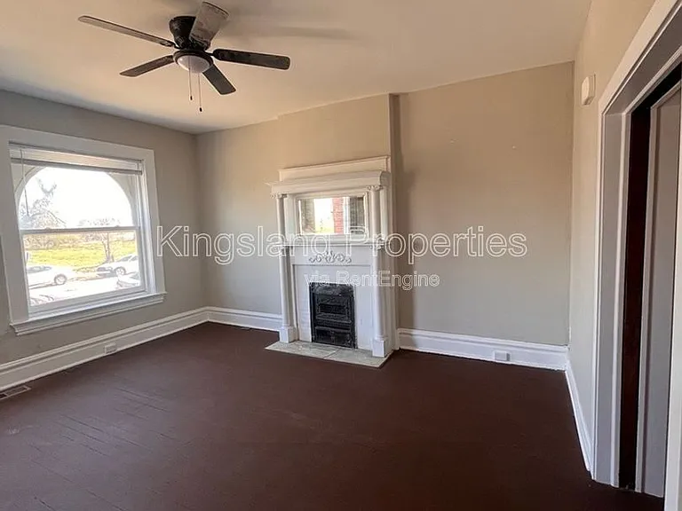 4578 Evans Ave — Photo 4