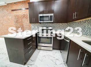 25-75 22nd St #3E, Astoria, NY 11102