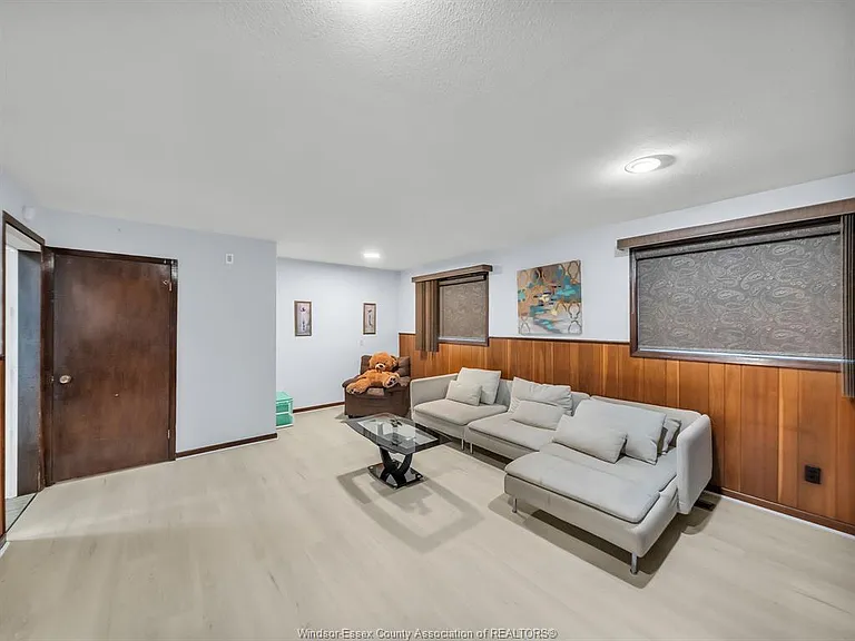 2976 Buttery Ct #LOWER — Photo 8
