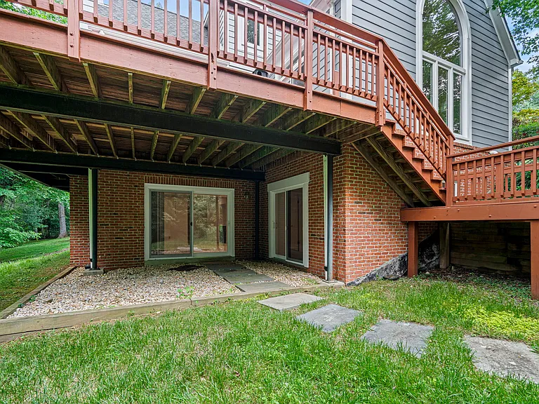 7926 Long Ridge Ct — Photo 34