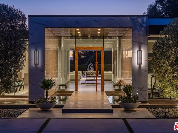 2002 Loma Vista Dr, Beverly Hills, CA 90210