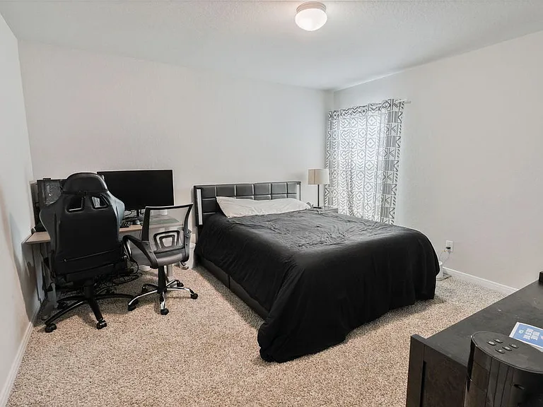2111 Rhesus Vw — Photo 16
