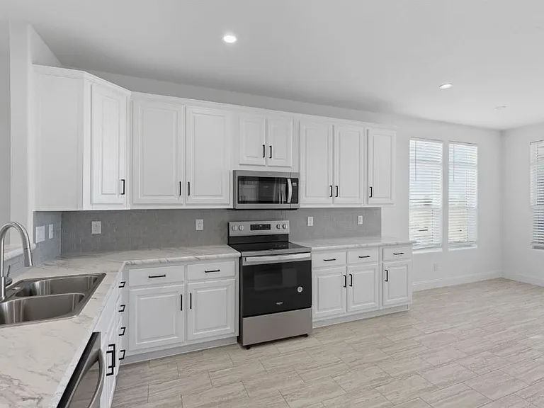 3301 S Goldfield Rd #5106 — Photo 8